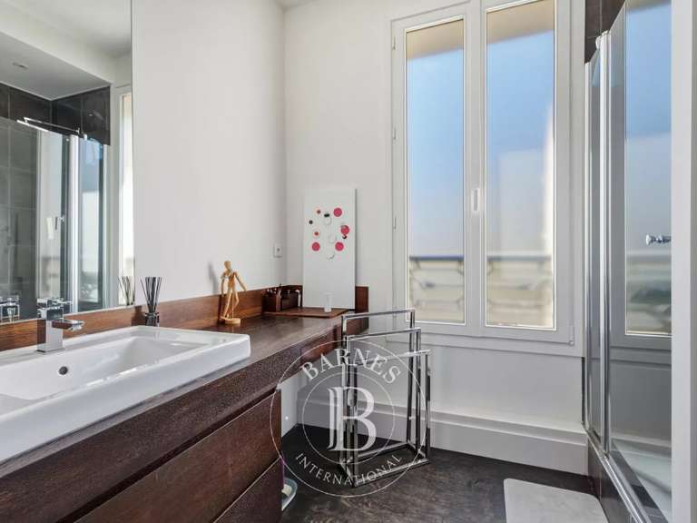 Maison Saint-Maur-des-Fossés - 4 chambres - 211m²