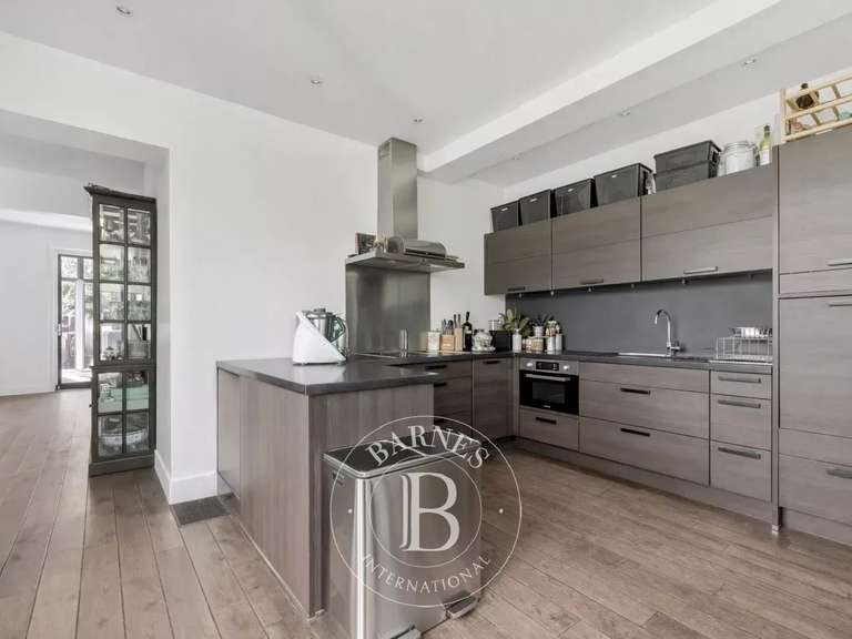 Maison Saint-Maur-des-Fossés - 4 chambres - 211m²