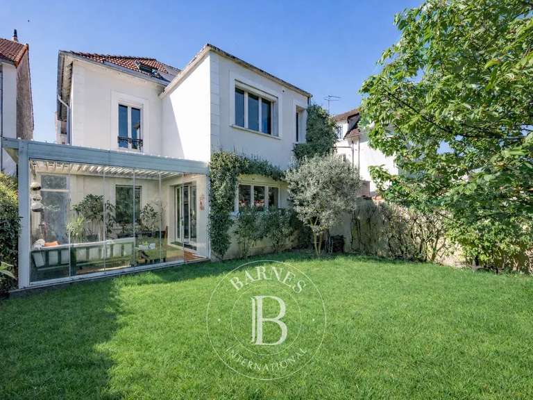 Maison Saint-Maur-des-Fossés - 4 chambres - 211m²