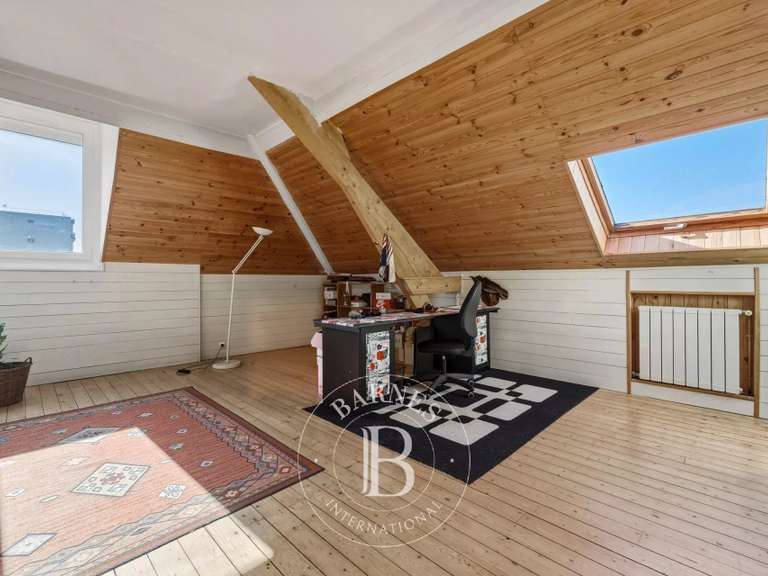 Maison Saint-Maur-des-Fossés - 5 chambres - 282m²