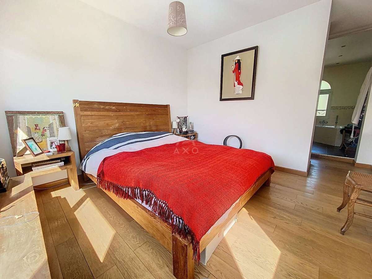 House Saint-Maur-des-Fossés