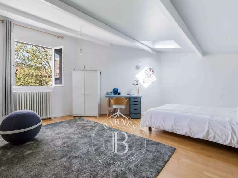 Maison Saint-Maur-des-Fossés - 5 chambres - 226m²