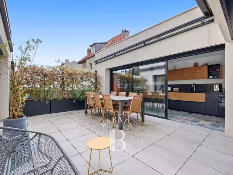 House Saint-Maur-des-Fossés - 4 bedrooms - 306m²