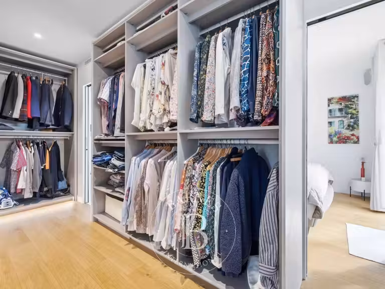 House Saint-Maur-des-Fossés - 4 bedrooms - 306m²