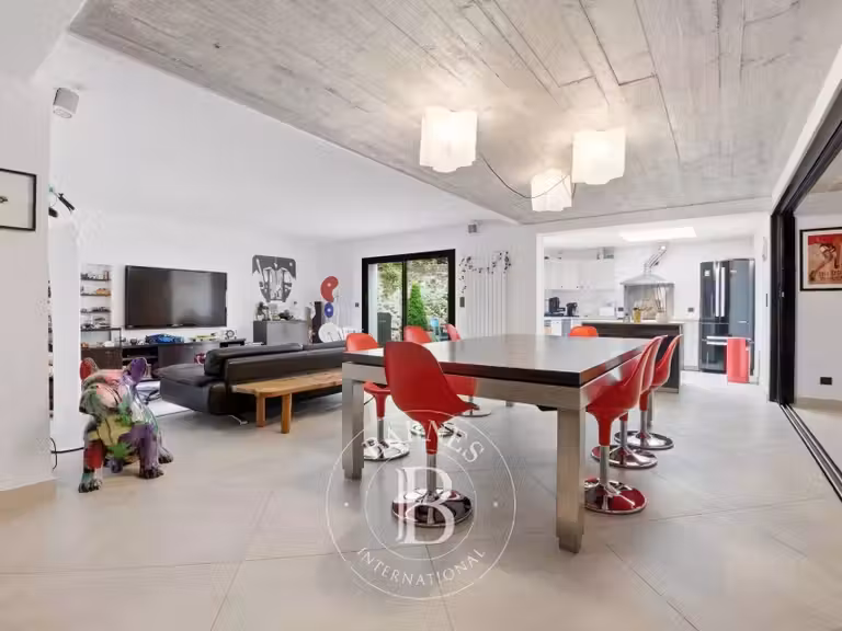 House Saint-Maur-des-Fossés - 4 bedrooms - 306m²