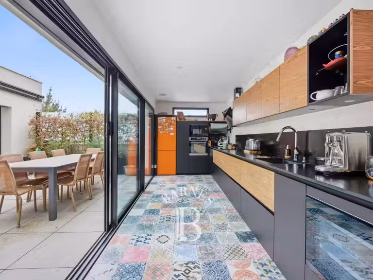 House Saint-Maur-des-Fossés - 4 bedrooms - 306m²