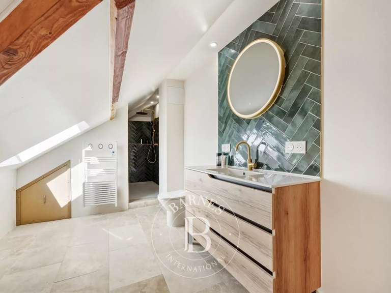 Maison Saint-Maur-des-Fossés - 5 chambres - 303m²