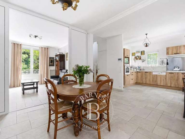 Maison Saint-Maur-des-Fossés - 4 chambres - 195m²