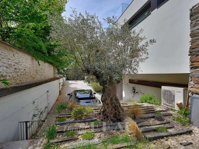 Maison Saint-Maur-des-Fossés - 6 chambres - 400m²