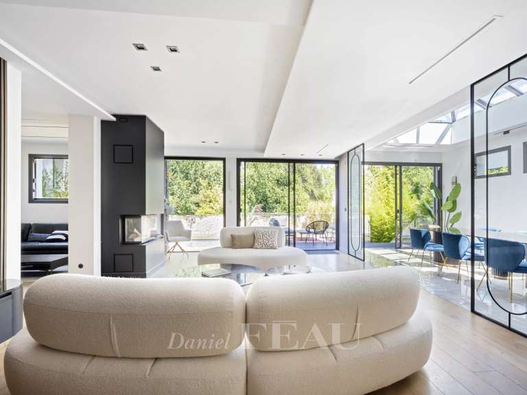 Maison Saint-Maur-des-Fossés - 6 chambres - 400m²