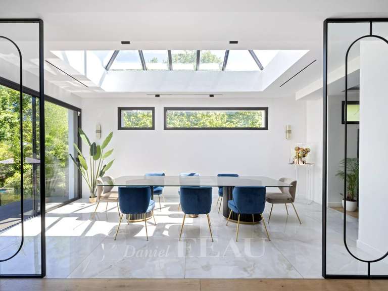 Maison Saint-Maur-des-Fossés - 6 chambres - 400m²