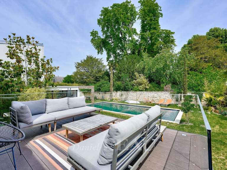 Maison Saint-Maur-des-Fossés - 6 chambres - 400m²