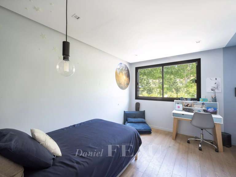 Maison Saint-Maur-des-Fossés - 6 chambres - 400m²
