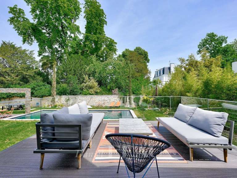Maison Saint-Maur-des-Fossés - 6 chambres - 400m²