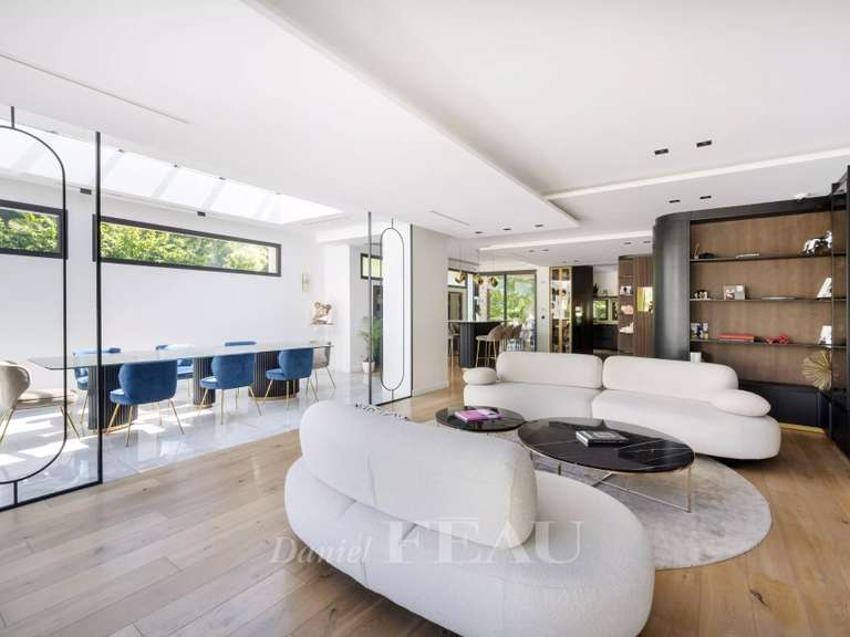 Maison Saint-Maur-des-Fossés - 6 chambres - 400m²