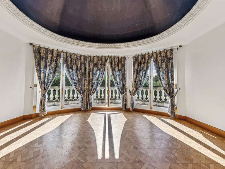 Maison Saint-Maur-des-Fossés - 6 chambres - 1000m²