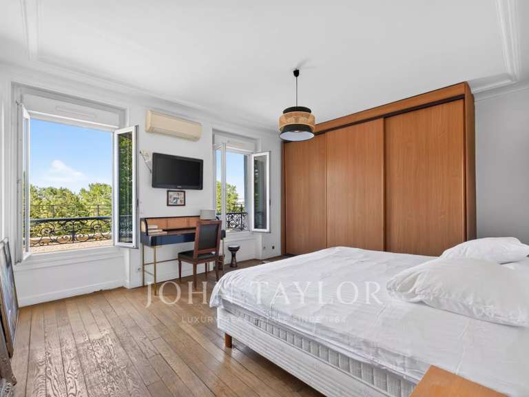 Maison Saint-Maur-des-Fossés - 380m²