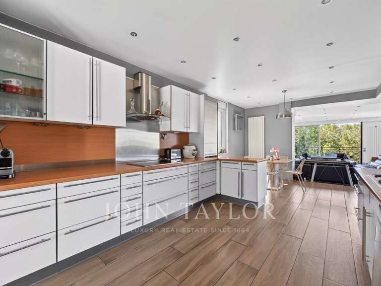 Maison Saint-Maur-des-Fossés - 380m²