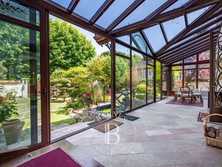 Maison Saint-Maur-des-Fossés - 4 chambres - 224m²