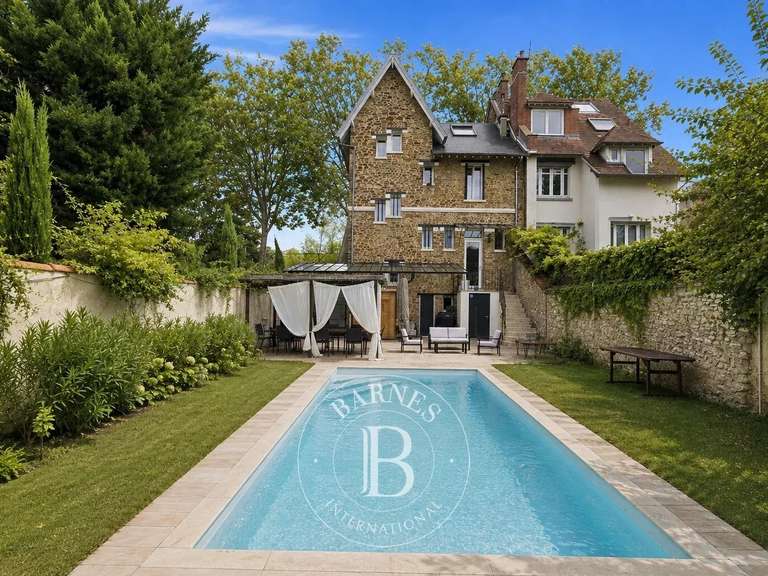 Maison Saint-Maur-des-Fossés - 4 chambres - 219m²