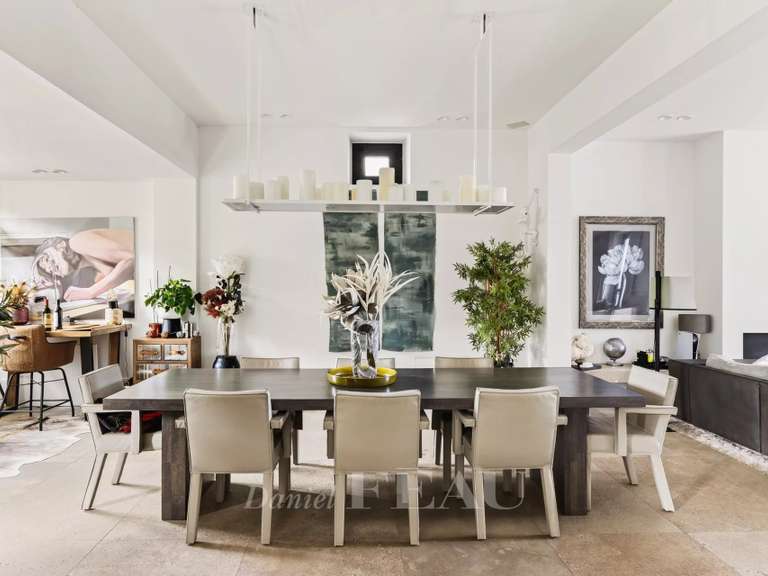 Maison Saint-Maur-des-Fossés - 7 chambres - 593m²