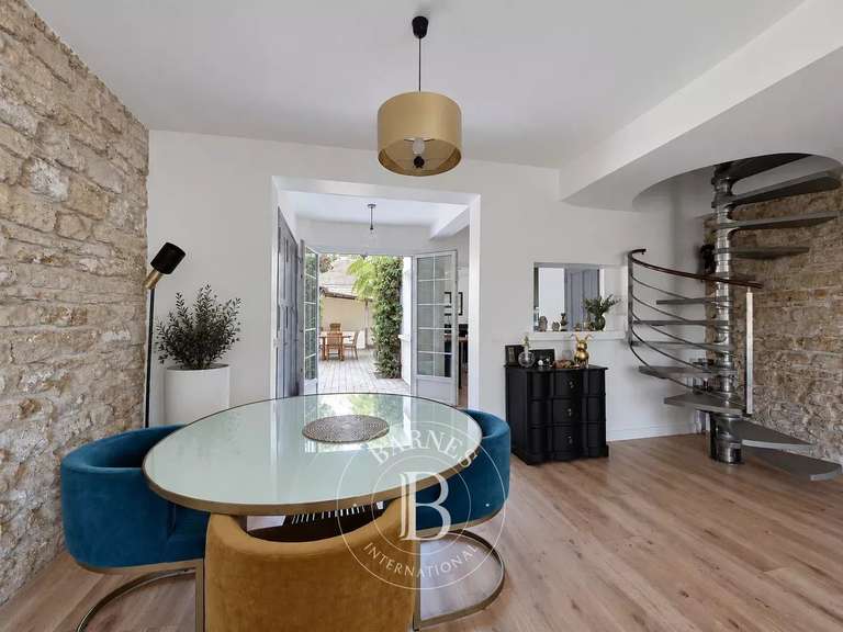 Maison Saint-Maur-des-Fossés - 4 chambres - 179m²