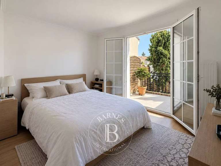 Maison Saint-Maur-des-Fossés - 4 chambres - 179m²