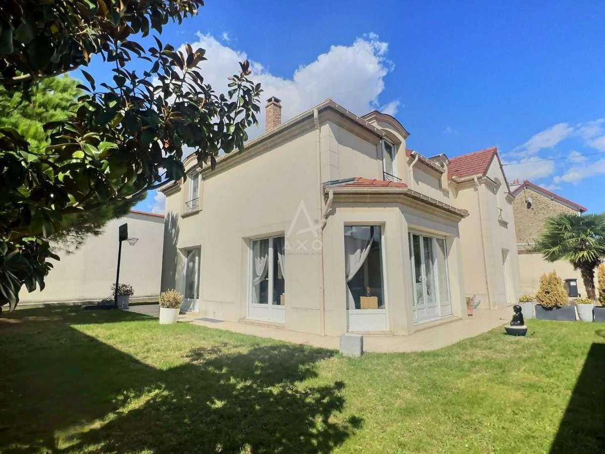 House Saint-Maur-des-Fossés