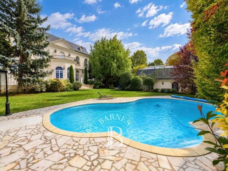 Maison Saint-Maur-des-Fossés - 10 chambres - 525m²
