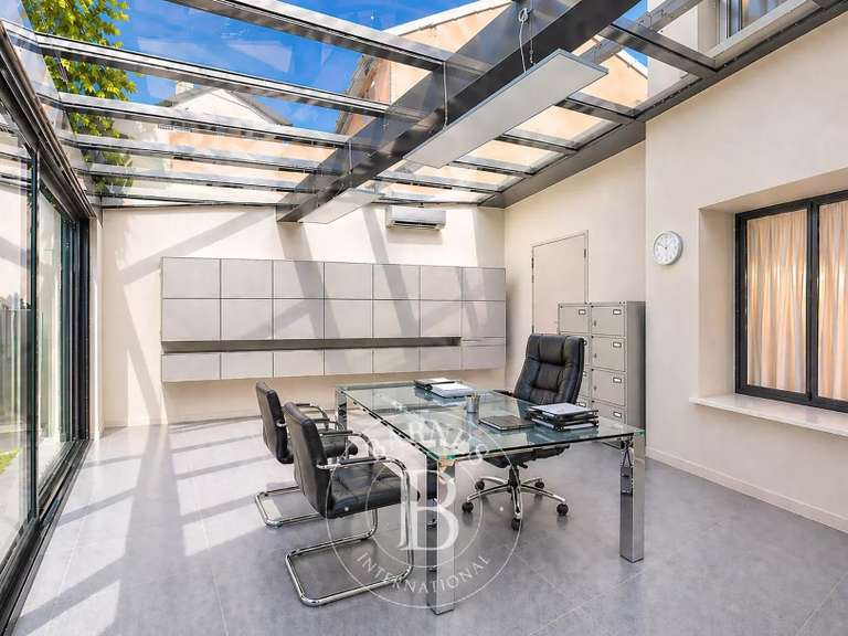 Maison Saint-Maur-des-Fossés - 5 chambres - 320m²
