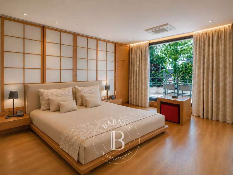Maison Saint-Maur-des-Fossés - 5 chambres - 320m²