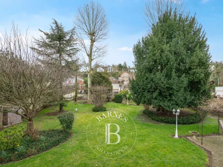 Propriété Saint-Maur-des-Fossés - 4 chambres - 400m²