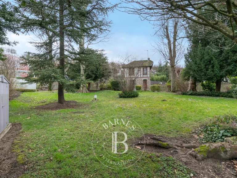 Propriété Saint-Maur-des-Fossés - 4 chambres - 400m²