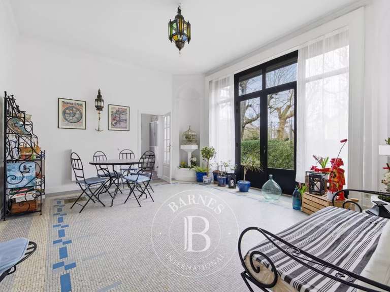 Propriété Saint-Maur-des-Fossés - 6 chambres - 578m²