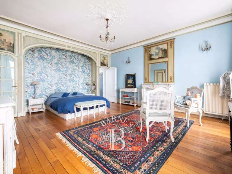 Propriété Saint-Maur-des-Fossés - 6 chambres - 578m²