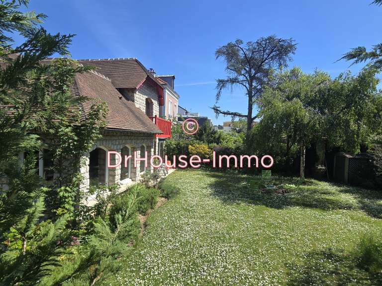 Villa Saint-Maur-des-Fossés - 4 chambres - 206m²