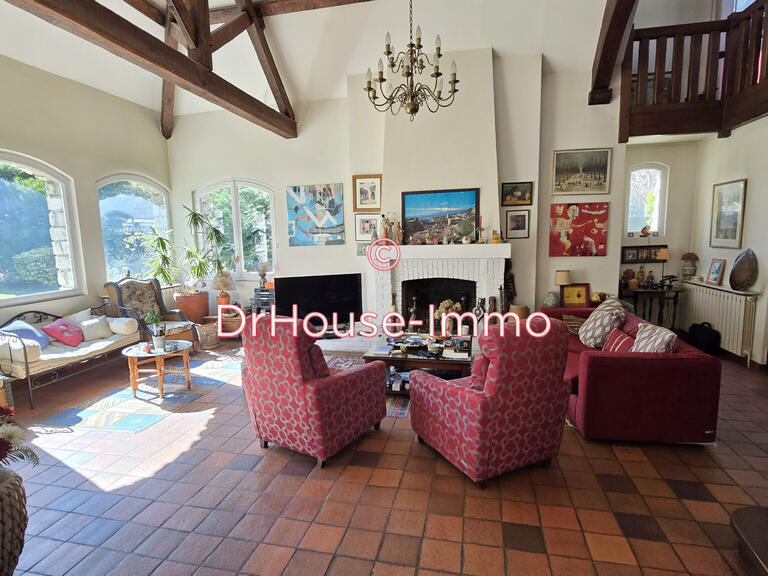 Villa Saint-Maur-des-Fossés - 4 bedrooms - 206m²