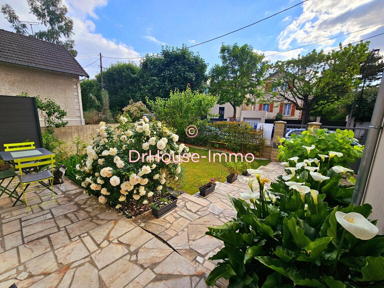 Villa Saint-Maur-des-Fossés - 4 bedrooms - 153m²