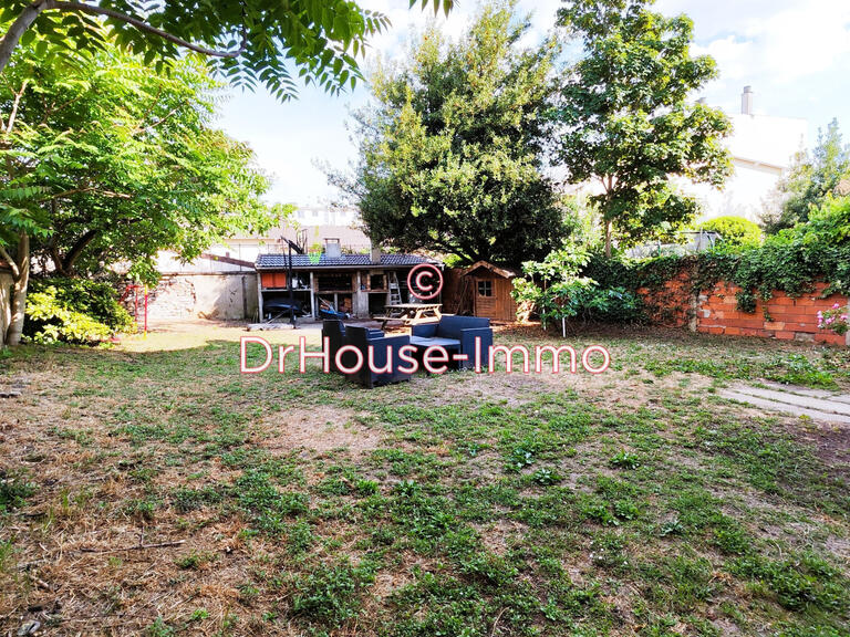 Villa Saint-Maur-des-Fossés - 10 bedrooms - 320m²