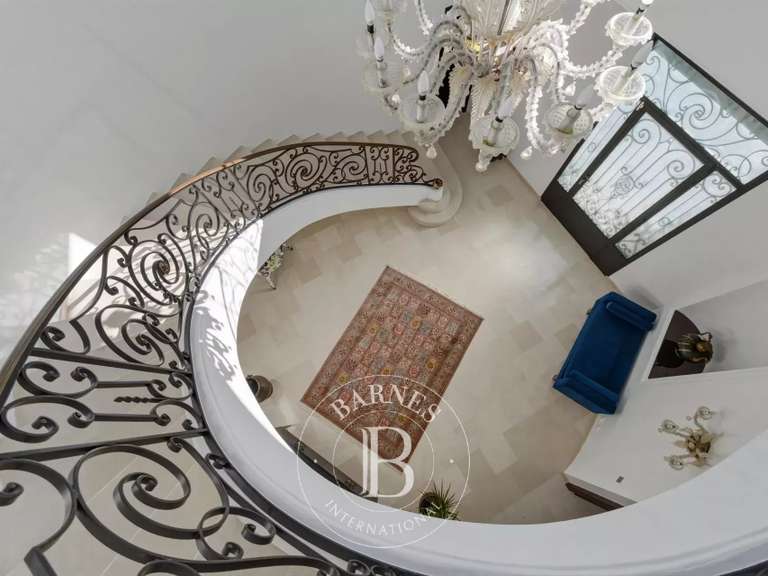 Villa Saint-Maur-des-Fossés - 7 bedrooms - 350m²