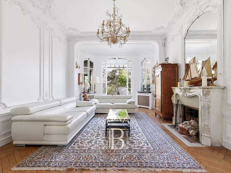 Villa Saint-Maur-des-Fossés - 7 chambres - 364m²