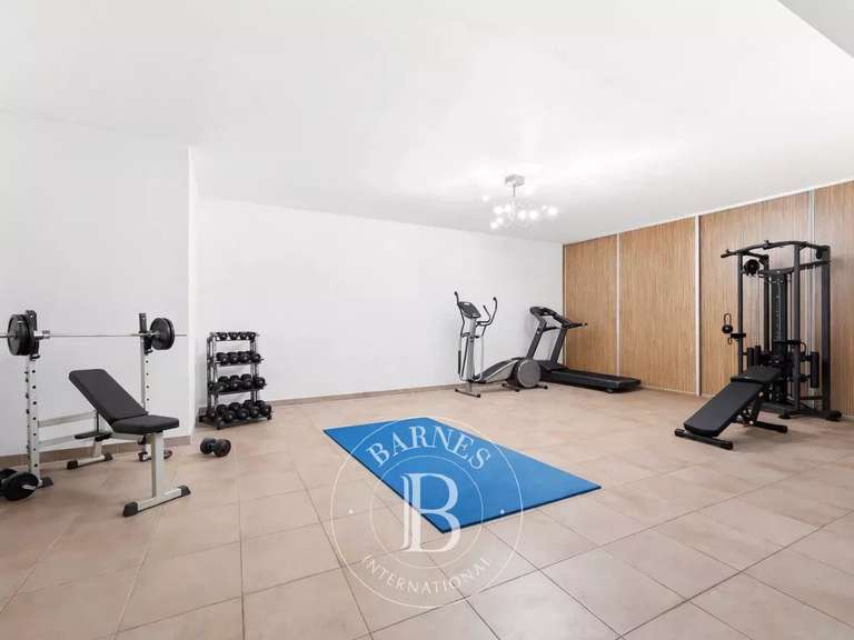 Villa Saint-Maur-des-Fossés - 5 chambres - 298m²