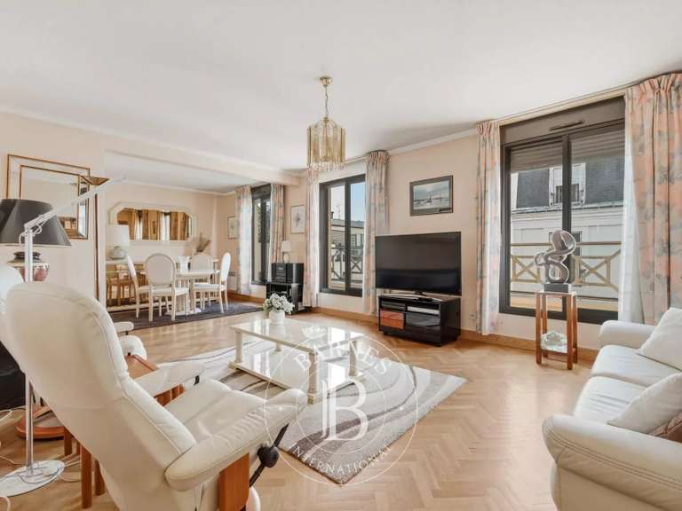 Appartement Saint-Maurice - 3 chambres - 115m²