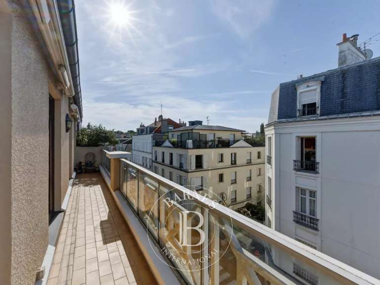 Appartement Saint-Maurice - 3 chambres - 115m²
