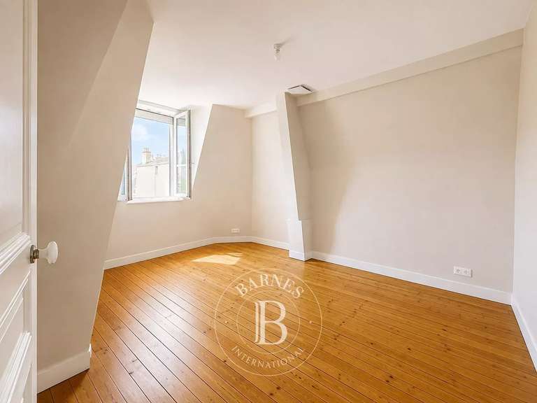 Maison Saint-Maurice - 5 chambres - 260m²