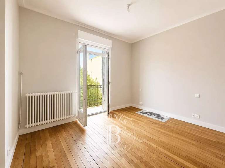 Maison Saint-Maurice - 5 chambres - 260m²