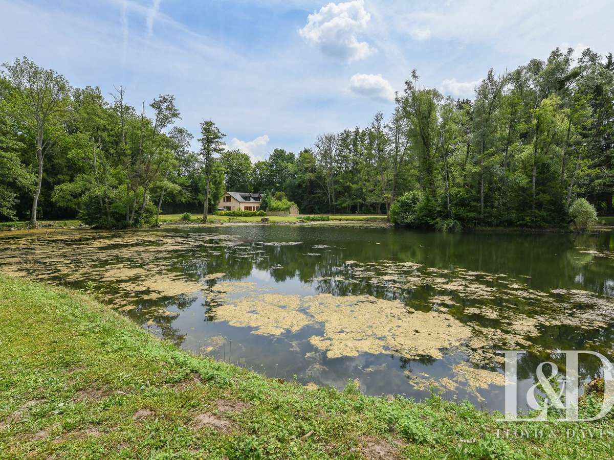 House Saint-Maurice-Montcouronne