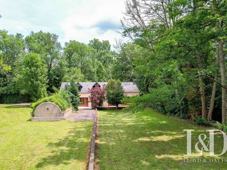 House Saint-Maurice-Montcouronne - 9 bedrooms - 310m²