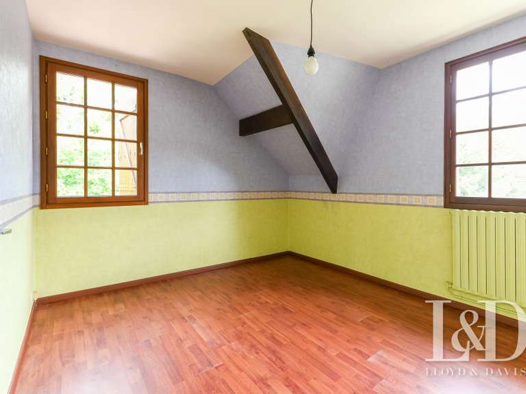 House Saint-Maurice-Montcouronne - 9 bedrooms - 310m²