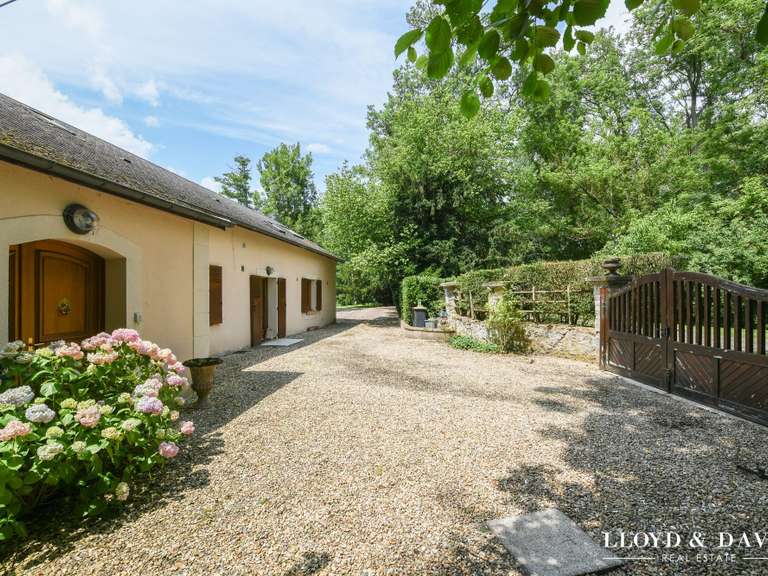 Maison Saint-Maurice-Montcouronne - 9 chambres - 310m²